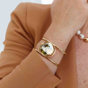 Pulseira Maxi bracelete oval liso dourado